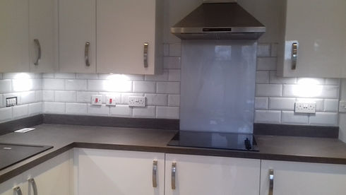 white bevelled edge metro tiles in kitchen