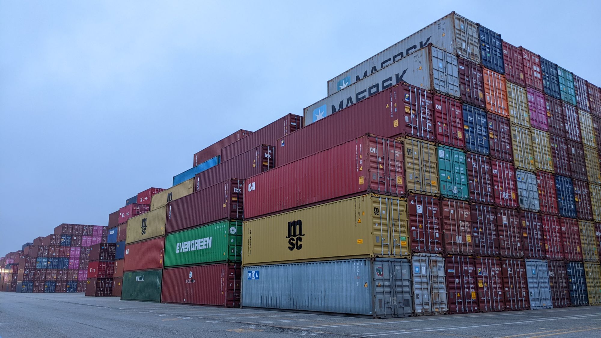 ABD Limanları ve Ekonomik Göstergeler: Yük Hacmi Analizi