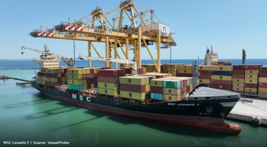 Rusya'nın Odessa Limanı'nda MSC Levante F Gemisine Füze Saldırısı​