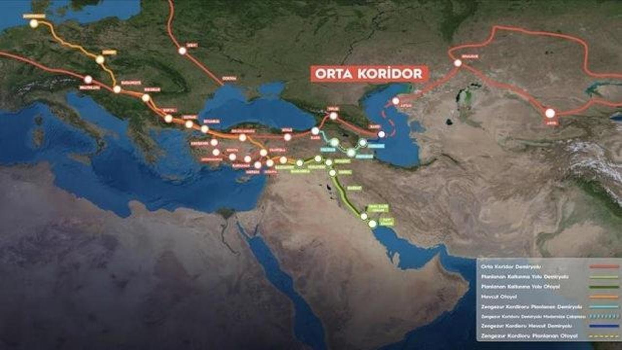 Trans-Hazar Orta Koridor’un Rusya’yı by-pass eden jeoekonomik rolü, Türkiye’nin Railport ve Ro-Ro kapasite artışıyla güçlenen transit pozisyonu, Zengezur Koridoru ve TRIPP girişimiyle değişen bölgesel mimarinin detaylı haber özeti