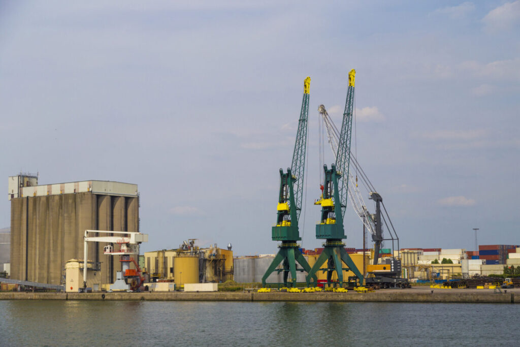 Antwerp-Bruges Limanı, Grev Sonrası 190 Gemilik Yığılmayla Karşı Karşıya