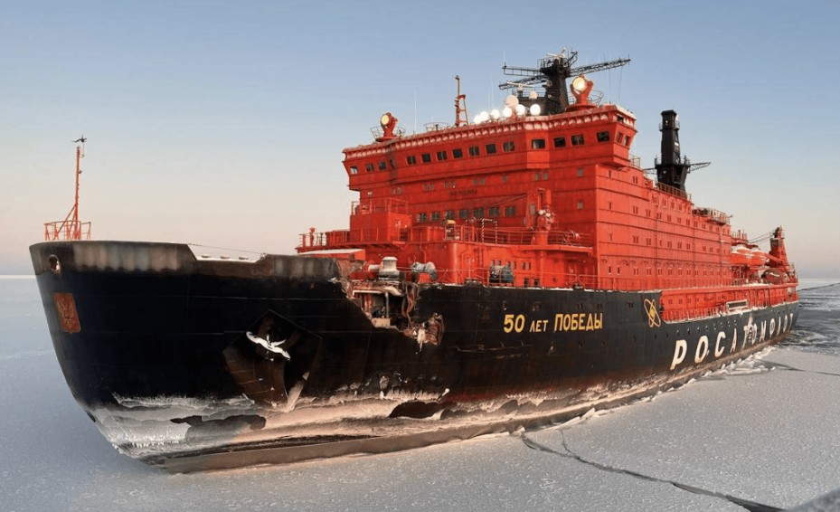 Rus Nükleer Buzkıran Arktik'te Kargo Gemisiyle Çarpıştı