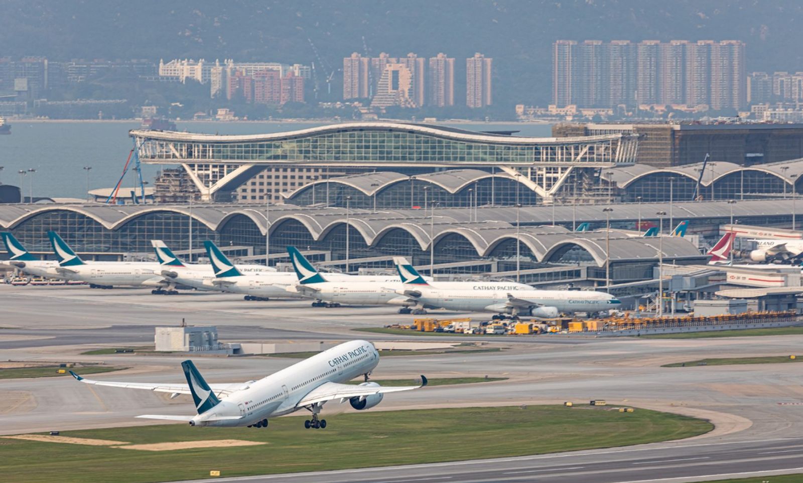 Yeni ABD Tarifesi Öncesi Çin Hava Kargo Talebi ve Fiyatları Yükselmekte