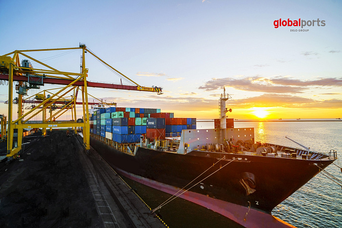 Ust-Luga Container Terminal Panamax Sınıfı Gemilere Açıldı