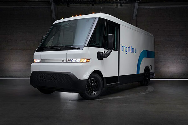 General Motors, ticari elektrikli van markası BrightDrop’un üretimini, zayıf satışlar ve yüksek maliyetler nedeniyle sonlandırdı. Şirket, EV stratejisini yeniden yapılandırarak uzun vadeli kârlılığa ve maliyet düşürmeye odaklanacak.