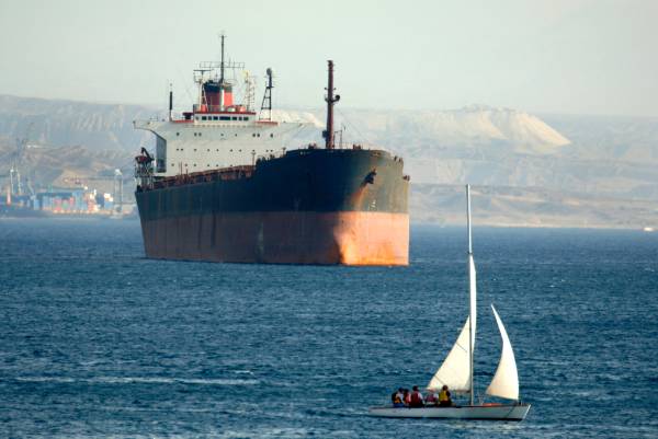 Kızıldeniz’deki Sakinlik Navlun Fiyatlarını %25 Azaltabilir