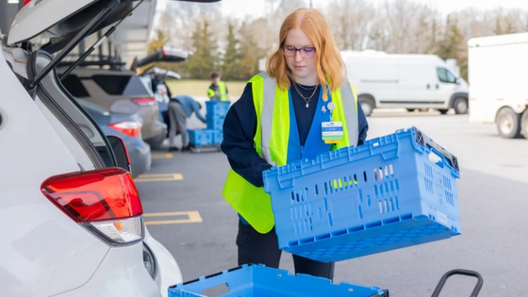 Walmart ve Symbotic'ten Stratejik Ortaklık: Robotik İş Birimi Satışı ve 400 Otomasyon Merkezi Yatırımı​