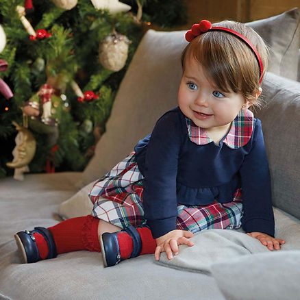 Bimba vestita mayoral