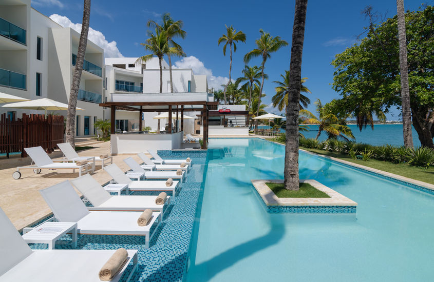 Imperial Suites swimming pool