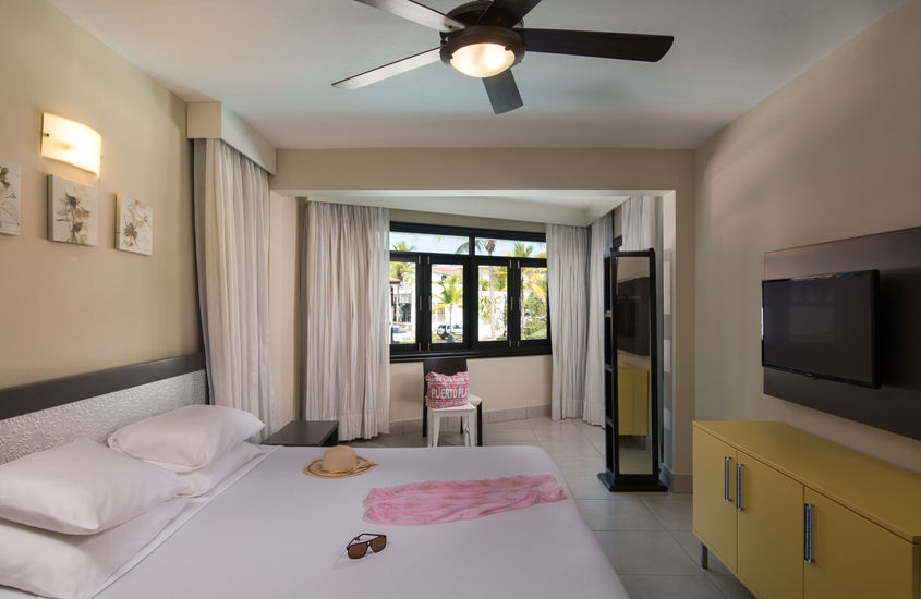 Royal Suites bedroom, window view