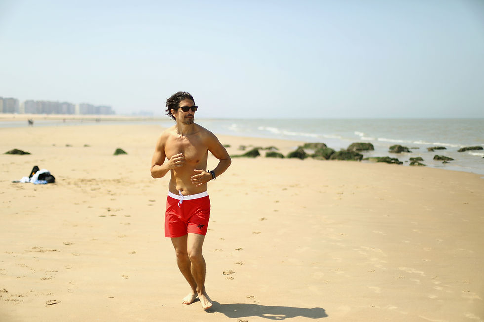 Thumbnail: Sea Fever Swimmers