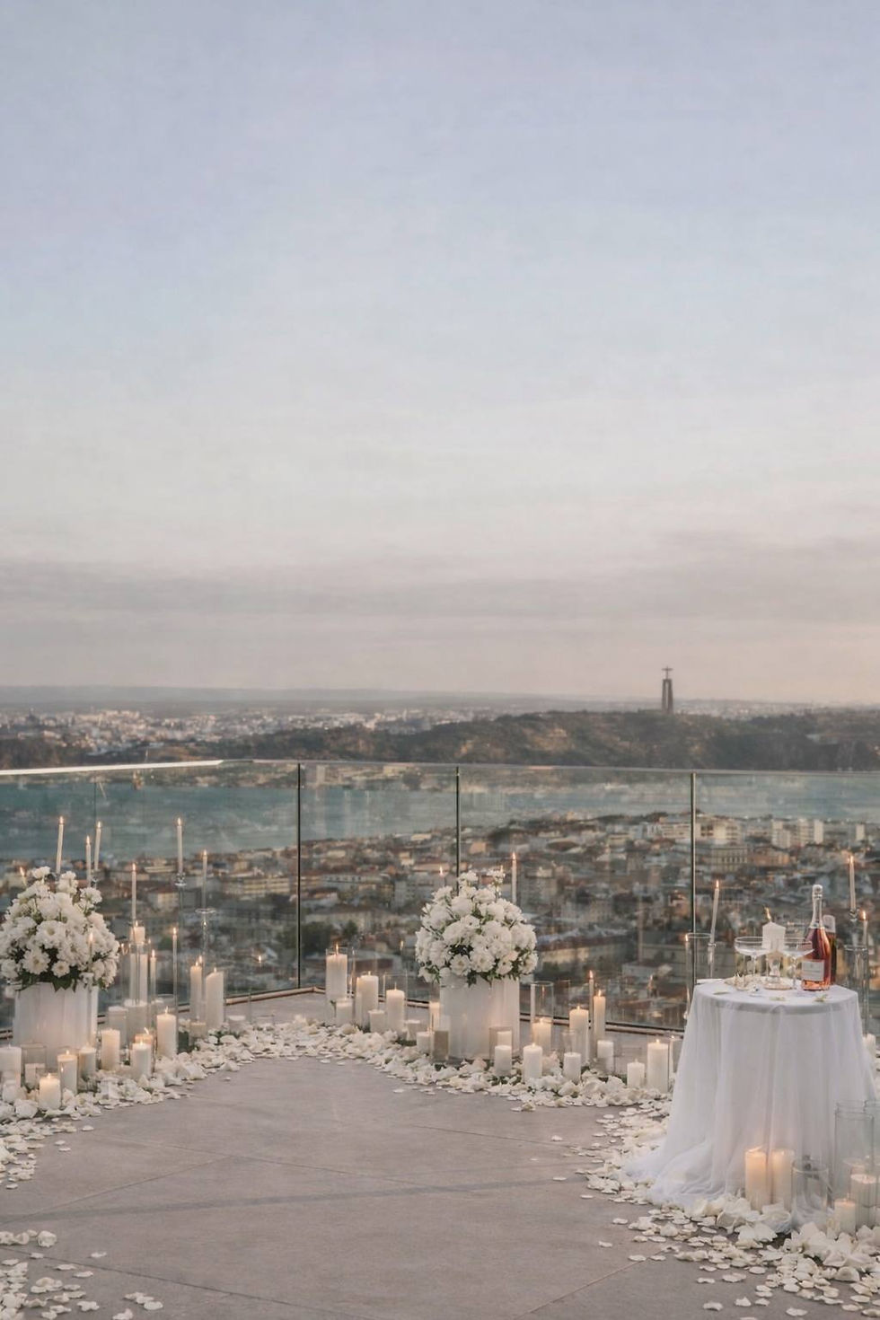 Thumbnail: Mini Floral Candlelight Experience