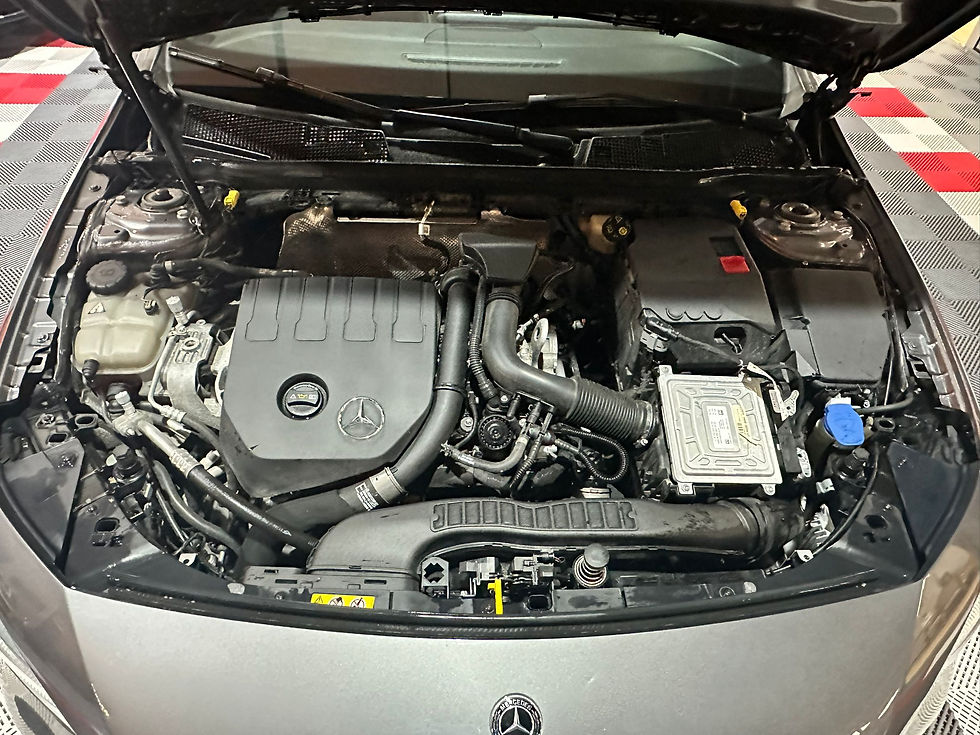 Miniature : Mercedes Classe A (W177) 200 163ch AMG Line 7G-DCT