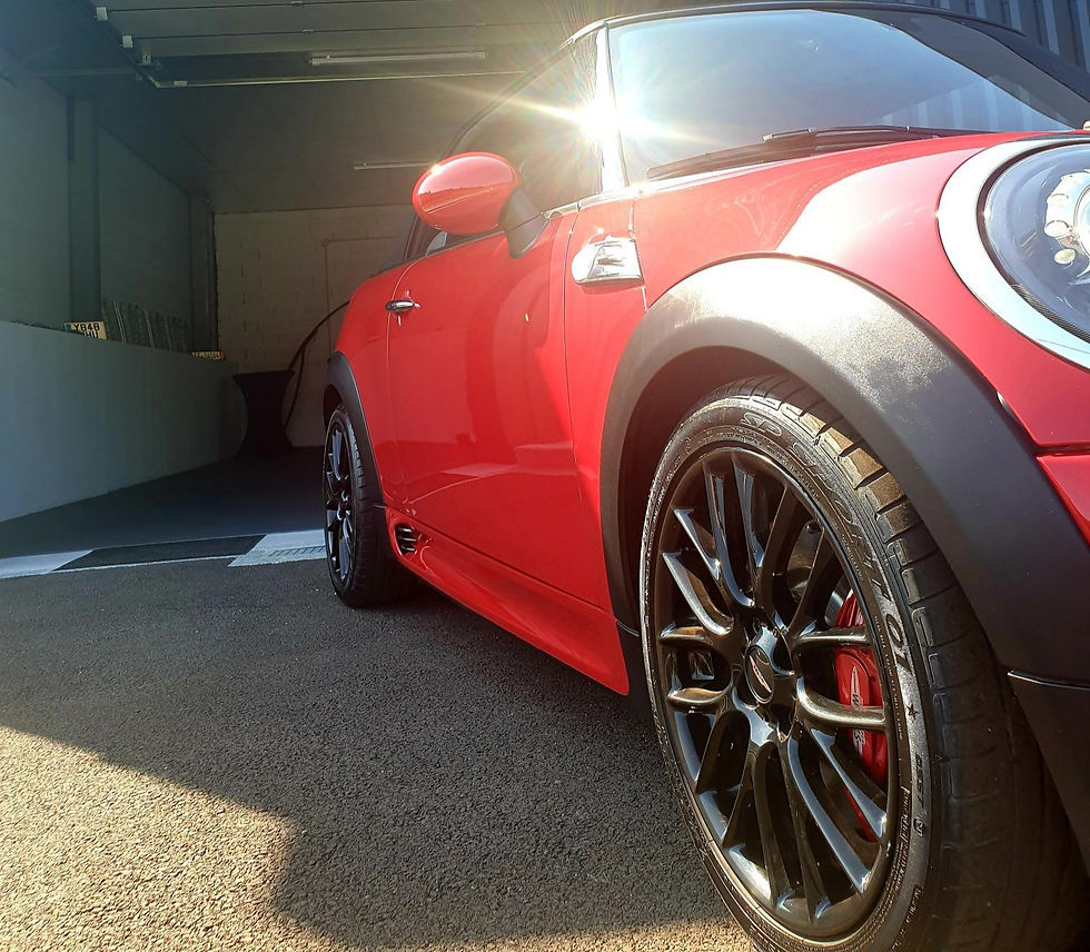 Miniature : MINI COOPER JCW CABRIOLET