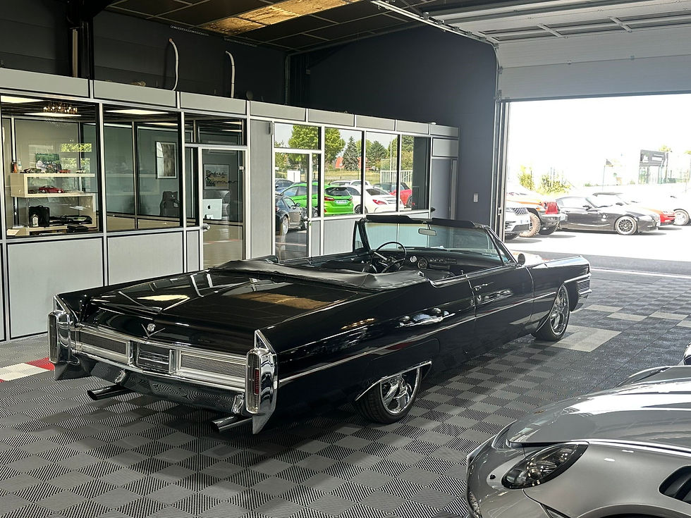 Miniature : Cadillac DeVille Cabriolet 1965 - V8 7.0