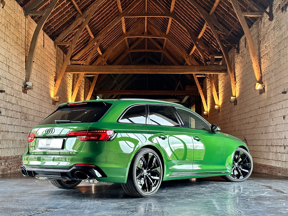 Miniature : AUDI RS4 - 450 CV -
