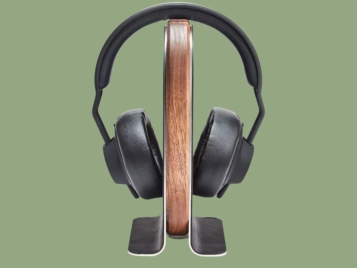 Sturdy headphone stand