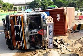 Three Dead as Trailer Rams into Boda Rider in Amuru