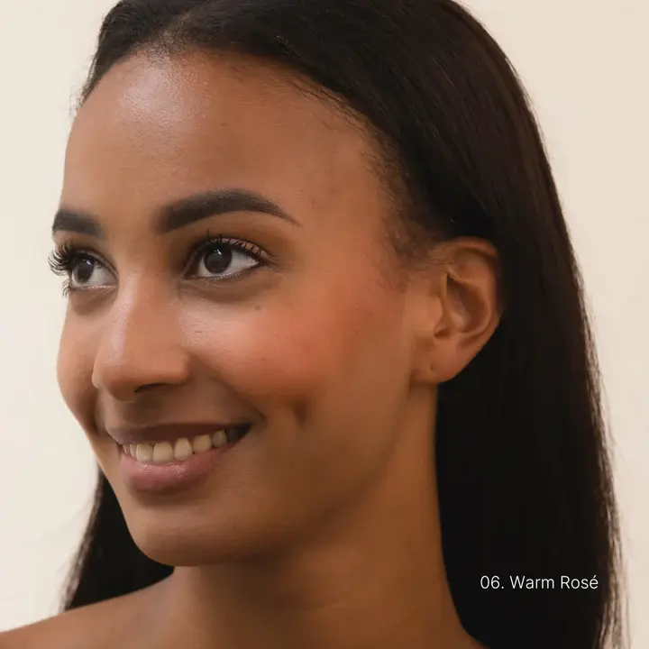 Thumbnail: Couleurs de Noir - Fusion Glow Foundation