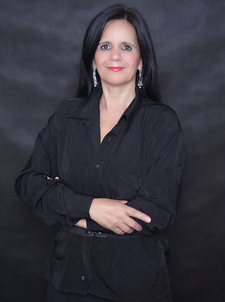 FOTO LENNY HIPÓLITO.jpg