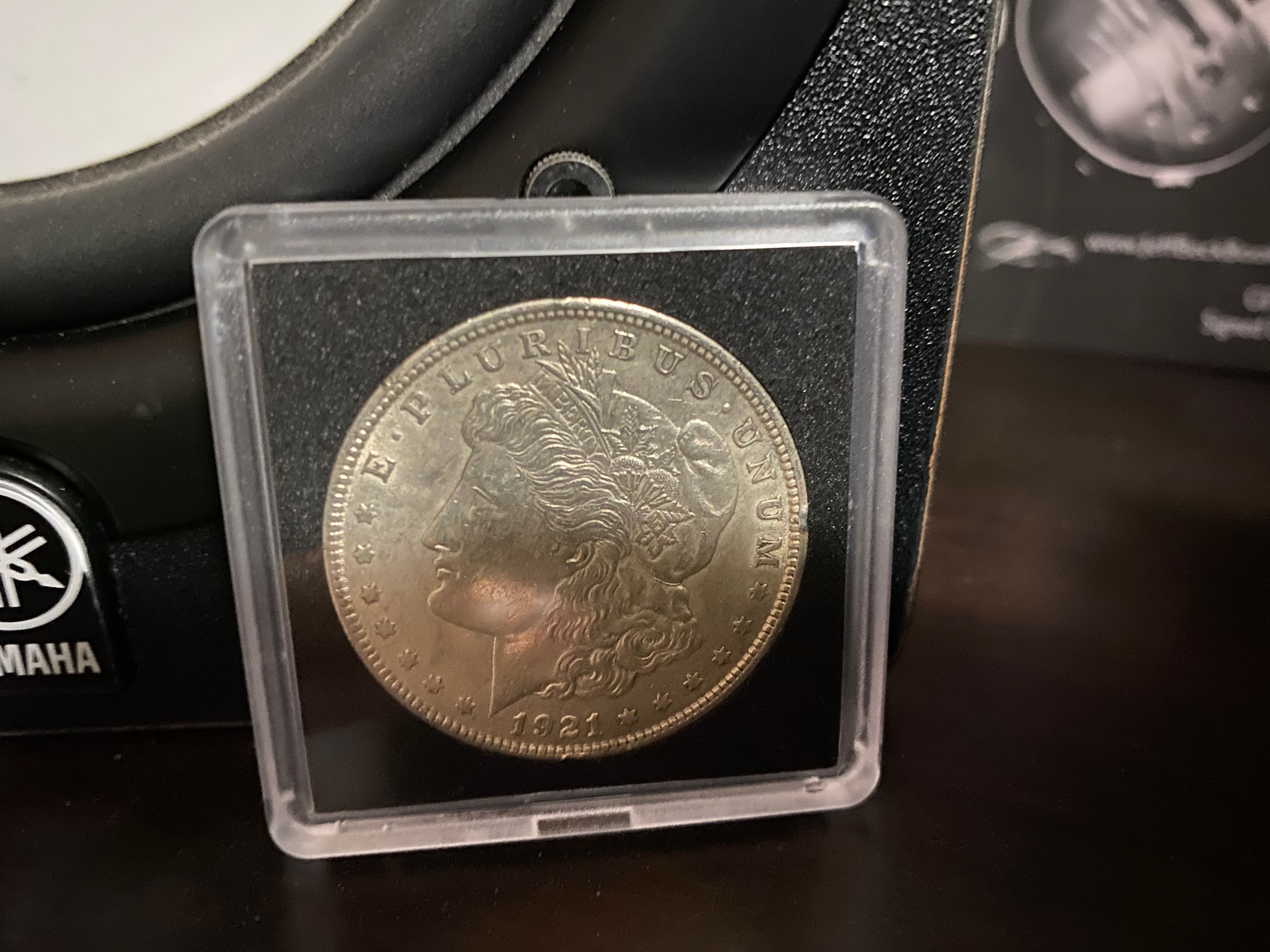 35 - 1921 Morgan Dollar - VF35