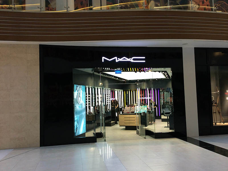 FSS Vegas Crocus, Facade