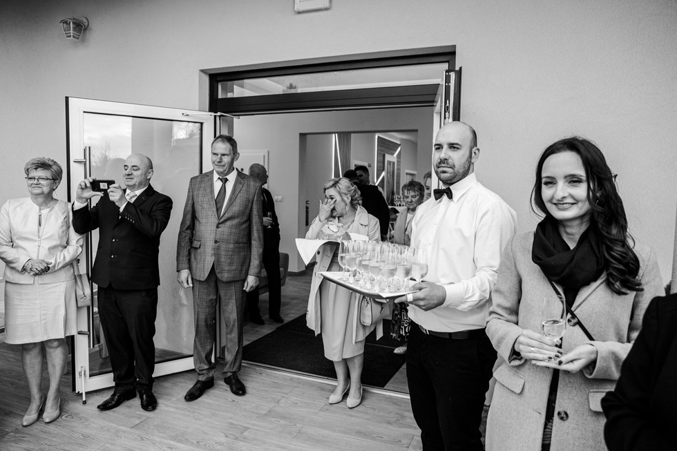 Fotograf Mińsk Mazowiecki, zdjęcia ślubne Mińsk Mazowiecki, wesele mazowsze, sala weselna w Brzozach, przygotowania pary młodej, ślub kościelny, wesele Mińsk Mazowiecki, fotografia ślubna