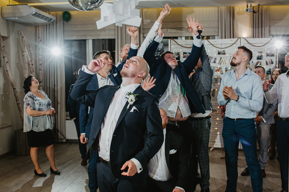 Fotograf Mińsk Mazowiecki, zdjęcia ślubne Mińsk Mazowiecki, wesele mazowsze, sala weselna w Brzozach, przygotowania pary młodej, ślub kościelny, wesele Mińsk Mazowiecki, fotografia ślubna