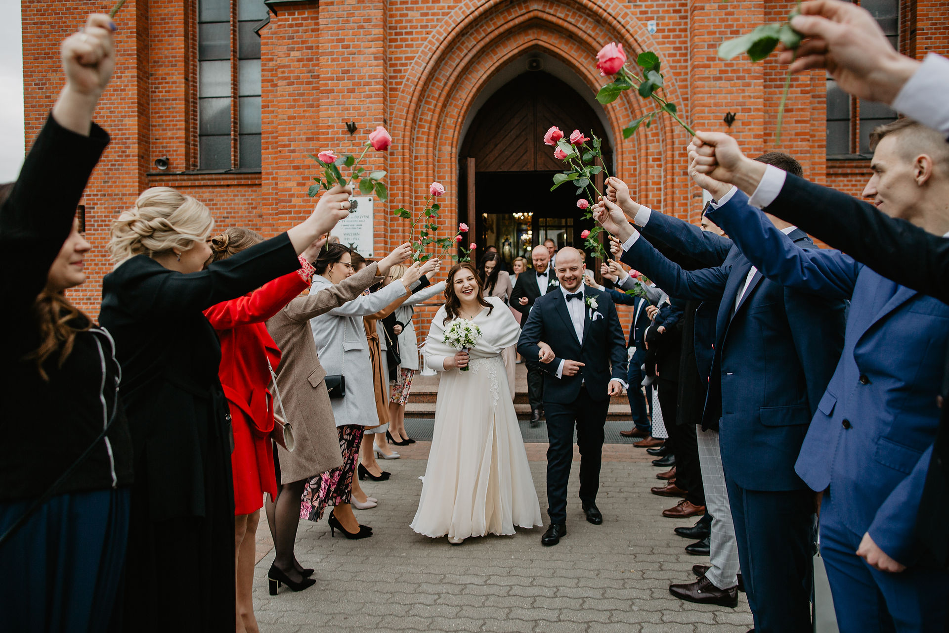 Fotograf Mińsk Mazowiecki, zdjęcia ślubne Mińsk Mazowiecki, wesele mazowsze, sala weselna w Brzozach, przygotowania pary młodej, ślub kościelny, wesele Mińsk Mazowiecki, fotografia ślubna