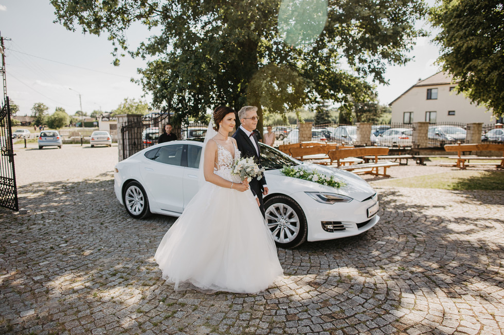 pierścionek zaręczynowy, obrączki, przygotowania Pana Młodego, ślub, wesele, Para Młoda, fotograf Warszawa, zdjęcia ślubne Warszawa, fotograf Mińsk Mazowiecki, wesele w hotelu,  piękne zdjęcia ślubne