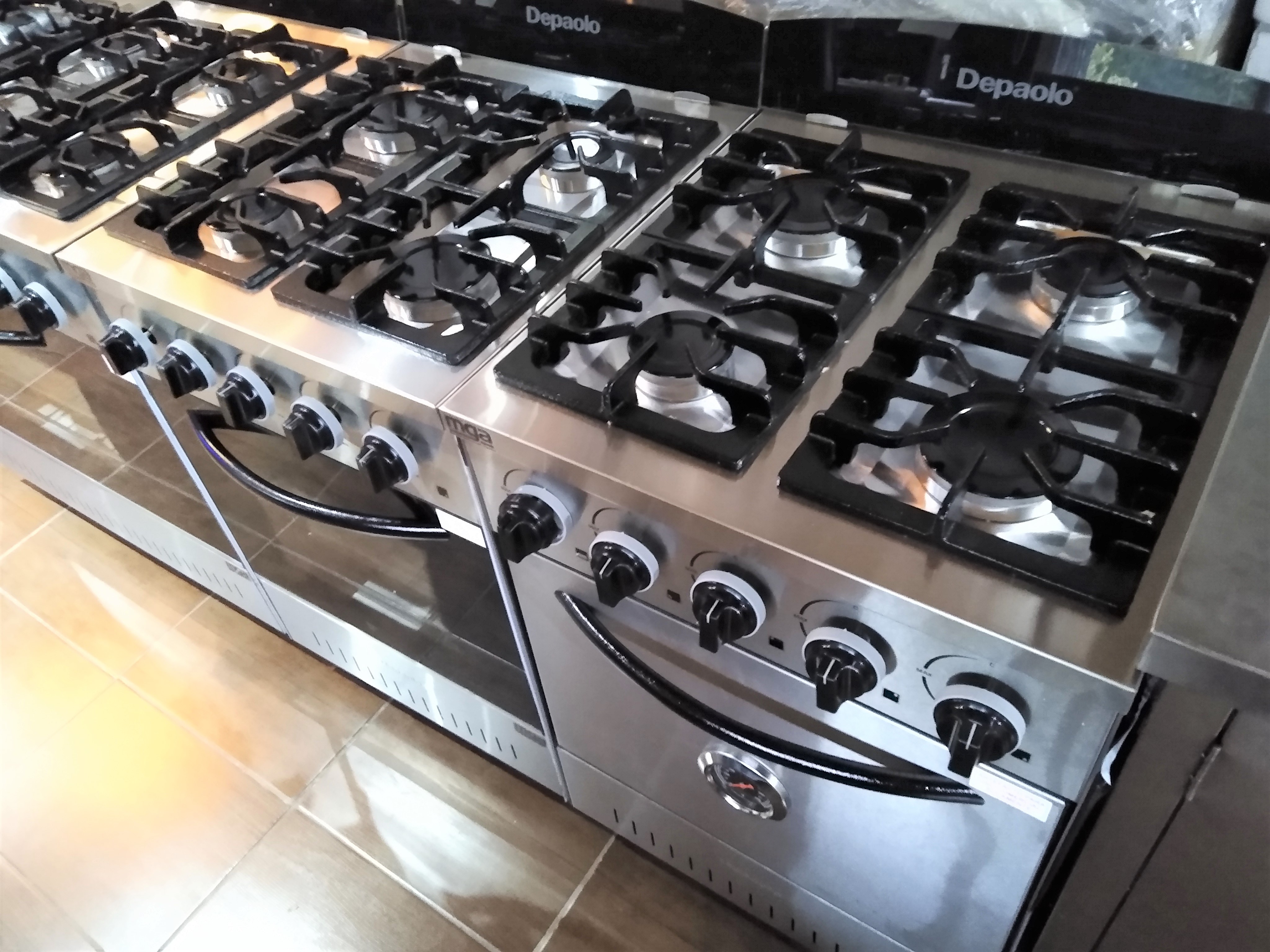 Cocina industrial | 4 hornallas acero inoxidable | Moderna