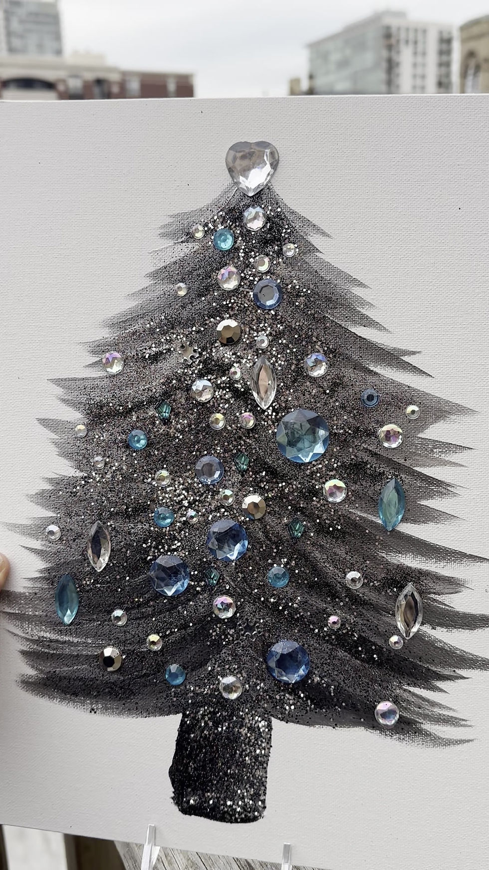 Thumbnail: Liquid Metal Christmas Tree