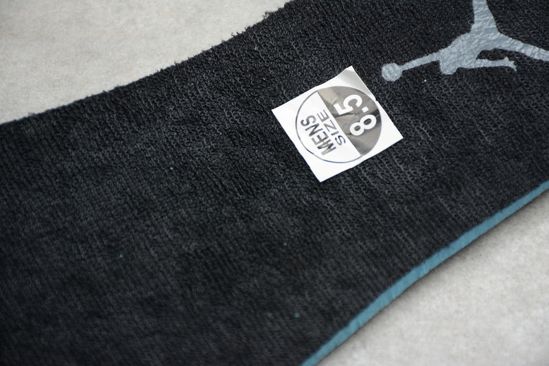 Thumbnail: AIR JORDAN 4 RETRO BLACK CAT