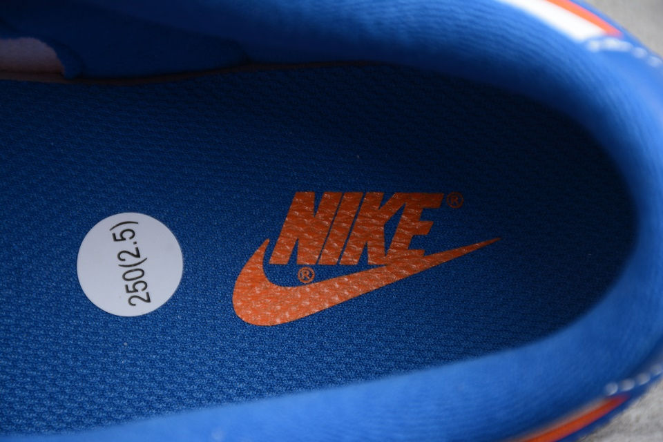 Thumbnail: NIKE DUNK SB LOW MEDICOM 1