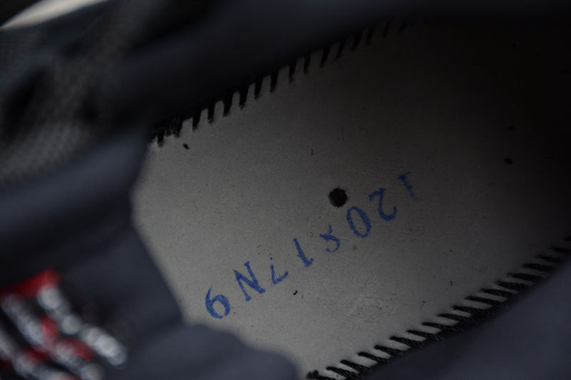 Thumbnail: AIR JORDAN 11 RETRO HIGH BRED