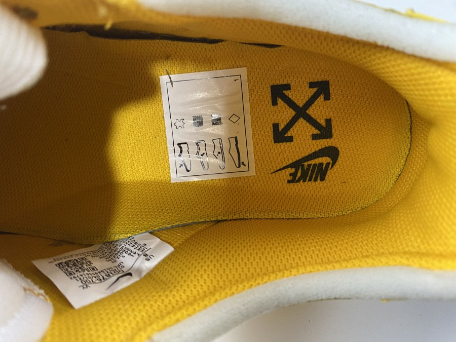 Thumbnail: NIKE AIR FORCE 1 X OFF WHITE UNIVERSITY GOLD