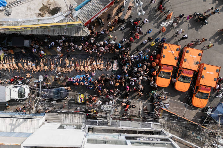 Governo do Rio confirma mais de 130 mortos