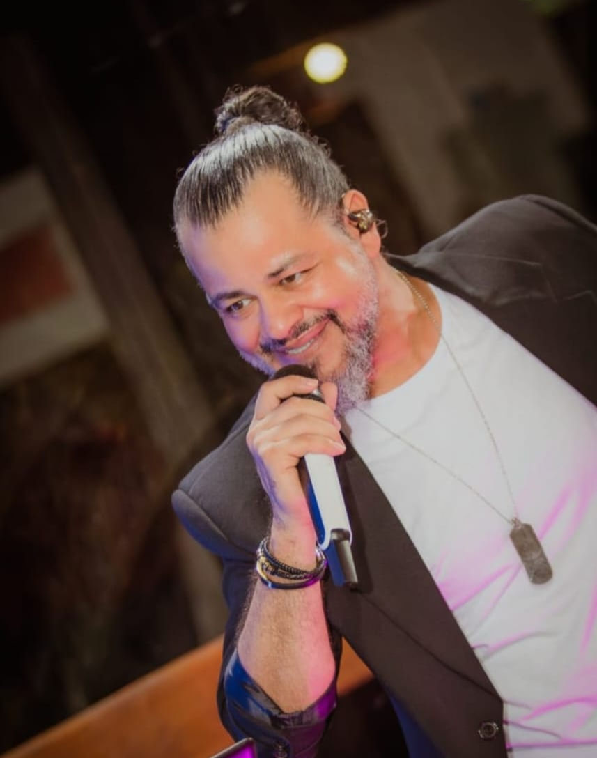 MUSIC SHOW COM MARCOS SANTOS