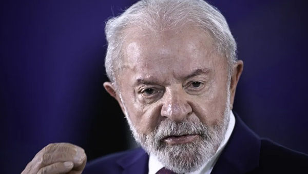 Lula sanciona reajustes do Legislativo, mas veta penduricalhos que furam teto