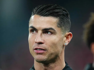 Após polêmica, Cristiano diz que vai seguir na Arábia e que está 'muito feliz'