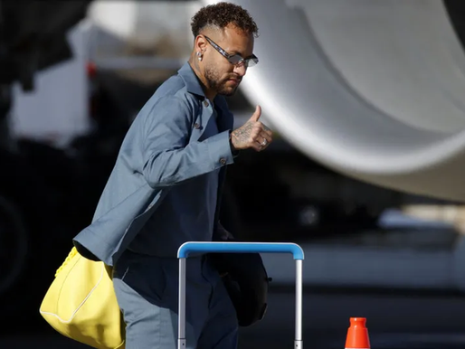 Neymar fará exame para voltar a campo semana que vem, diz Ancelotti