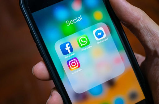 Criando um mundo digital sem lei: Meta publica regras que permitem posts discriminatórios contra mulheres e LGBTQIA+