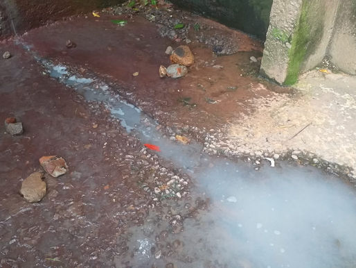 Lançamento de poluentes no Ribeirão São Tomé - Fantasminha, Av. Makio Sato.