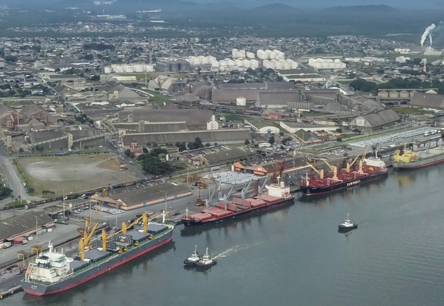 Terminal privatizado por Ratinho Jr. seria utilizado para importação de metanol pelo PCC - Foto: Reprodução/Governo Paraná