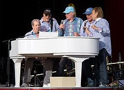 See, everyone does get along. Brian, David, Mike, Bruce and Al
