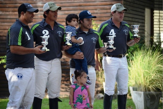 FM_El_Zorrino_ganó_la_subsidiaria_Copa_Cereales_25_de_Mayo