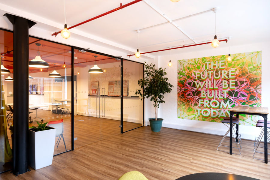 Team London Bridge, Commfloor Ecolay70, Loselay LVT