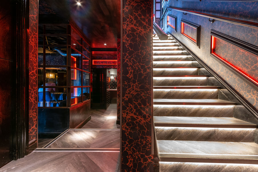 Oneflor, Workshop55, Smoked pine black, Chevron