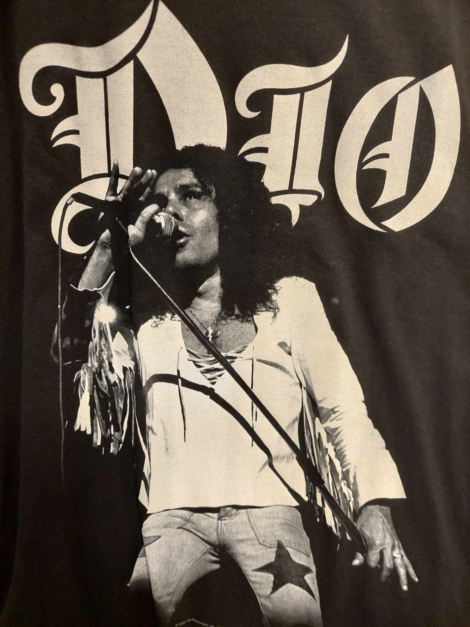 Dio Solo Singing Shot