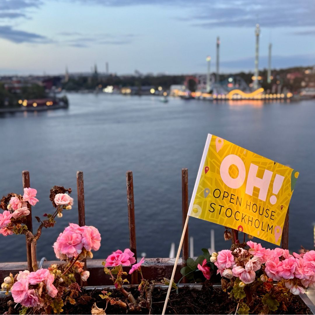Open House Flagga och Stockholm i bakgrunden